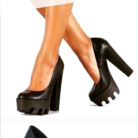 FRH Fahrenheit Lug Sole Chunky Pumps - Picture 3 of 3